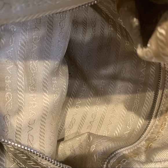 PRADA Beige Tissut Nylon shoulder bag - Picture 7 of 9
